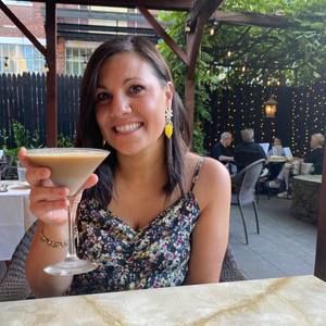 Meet your Posher, Lauren